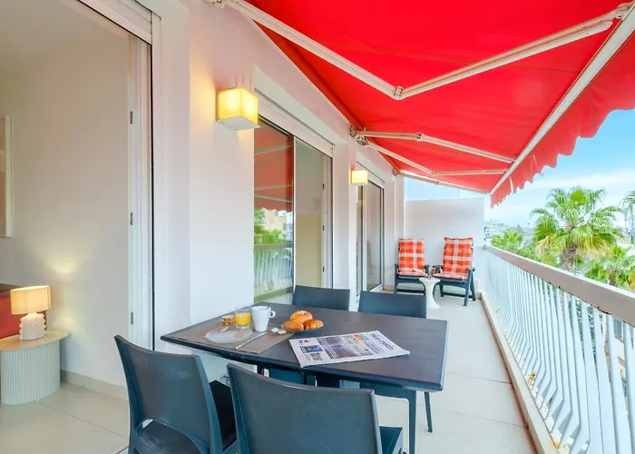 Apartament Avec Clim Et Terrasse *